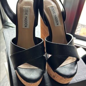 Steve Madden Black Platform Sandals